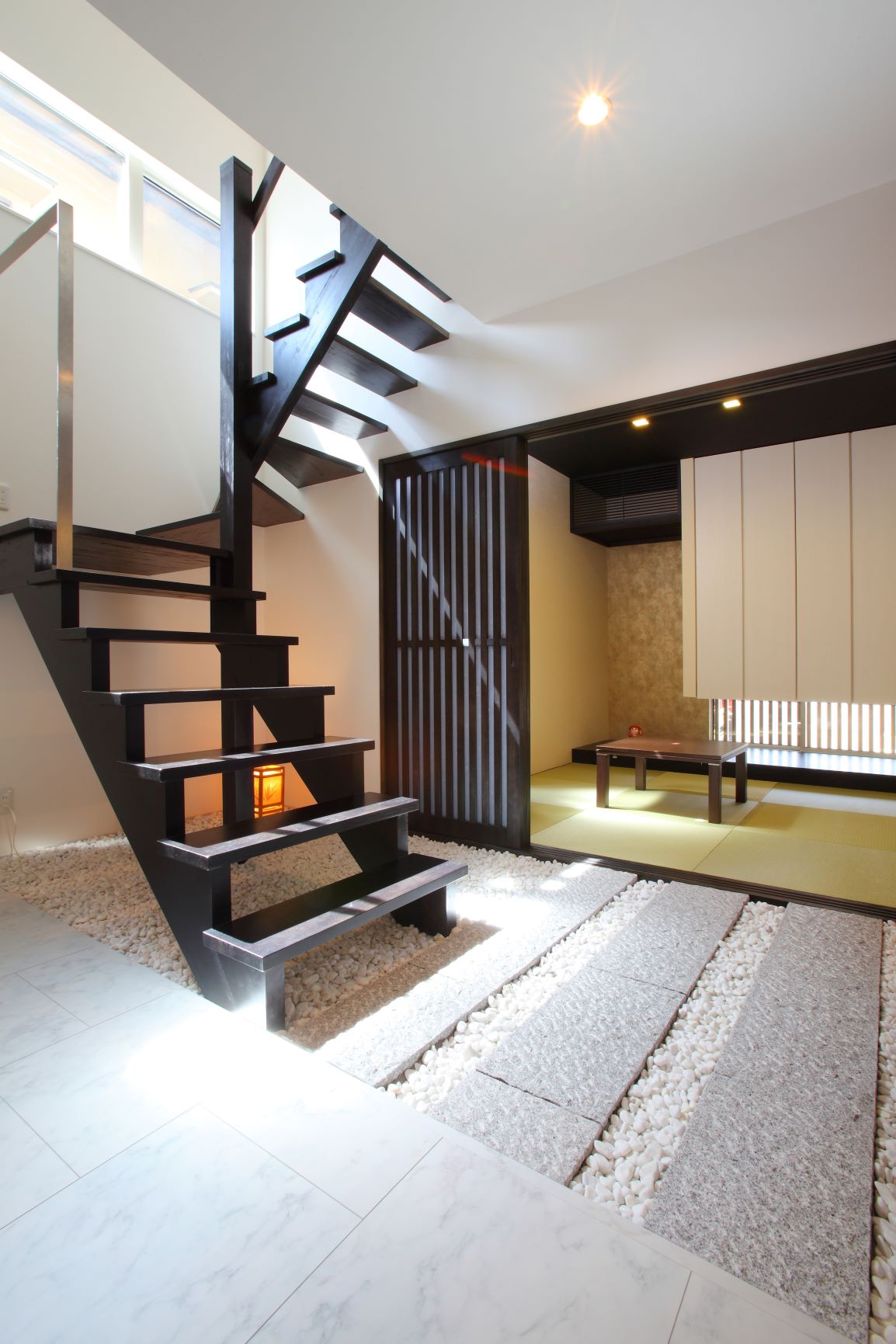 若い家族の主張が生きる感性豊かな住まい | 大阪│新築・注文住宅